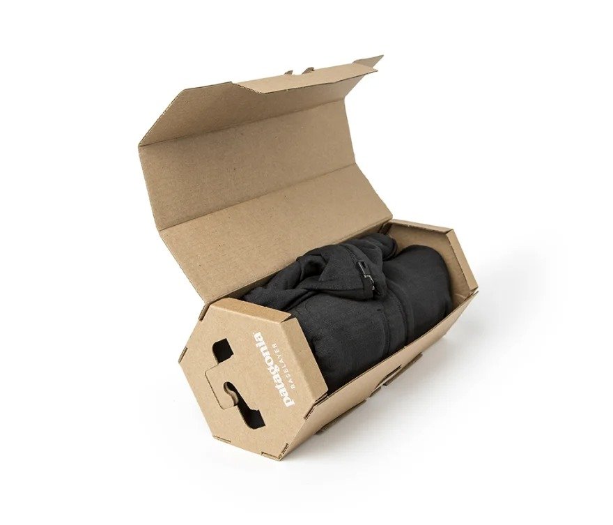 Patagonia uses 100% recycled corrugated paper as packaging material.